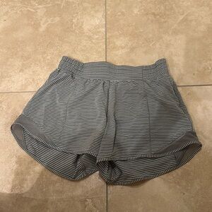 Never worn lulu shorts